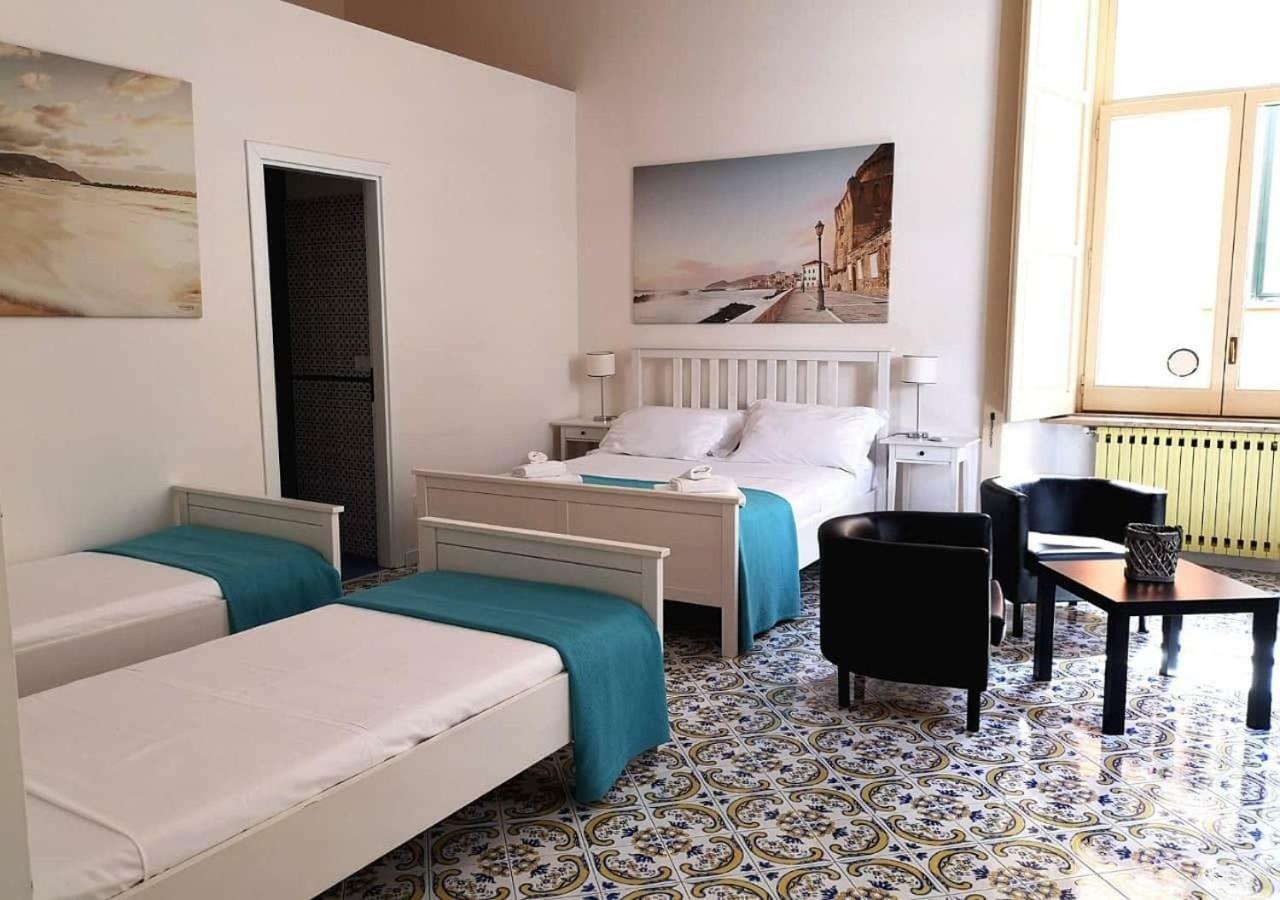 Bed and Breakfast L'Infinito à Salernes Extérieur photo